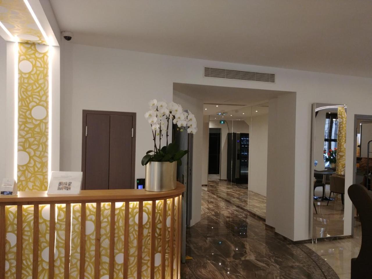 Hotel Aida Opera Paris Exterior photo